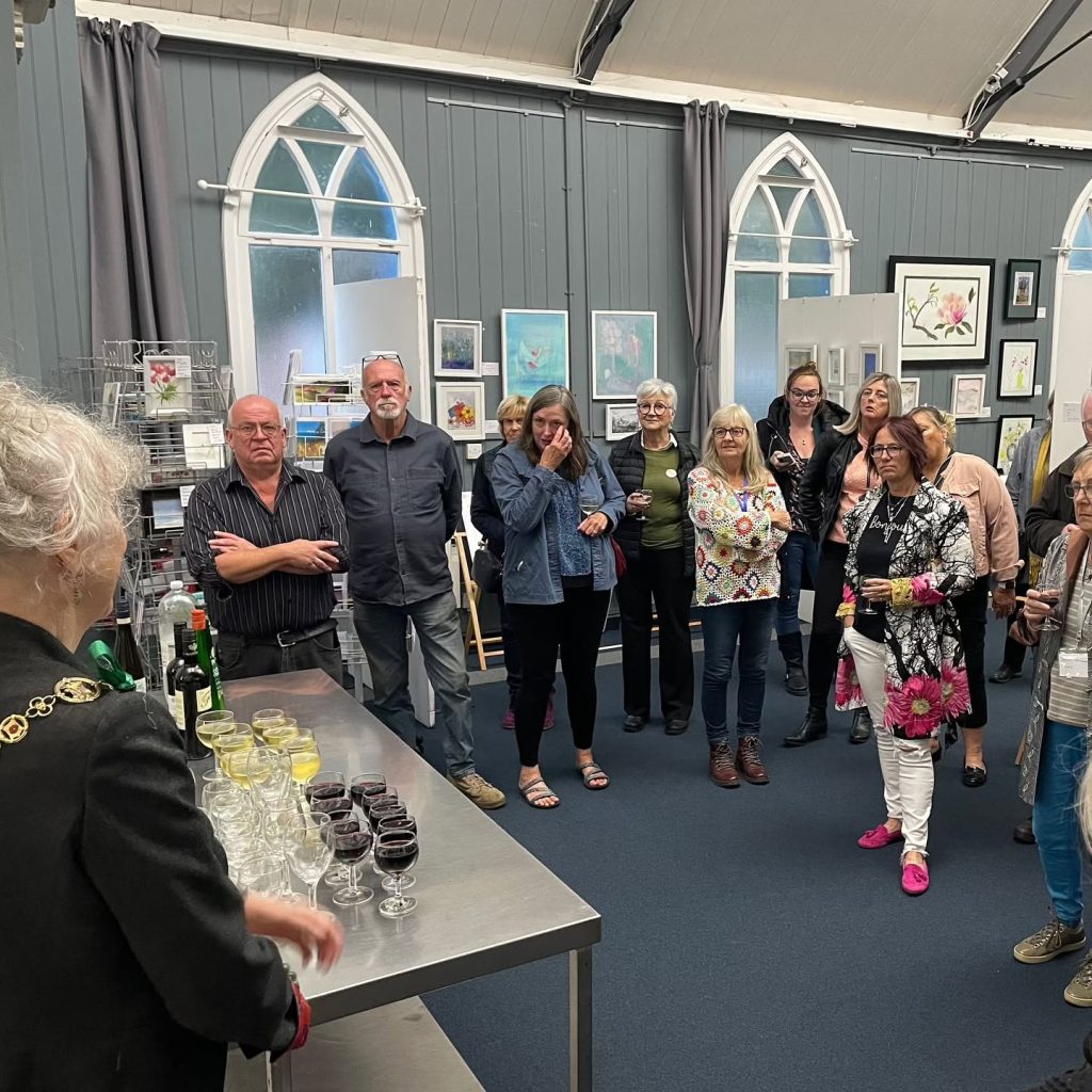 Mayor officially opening the 2024 hART Exhibition at the Tin Tabernacle in Hythe